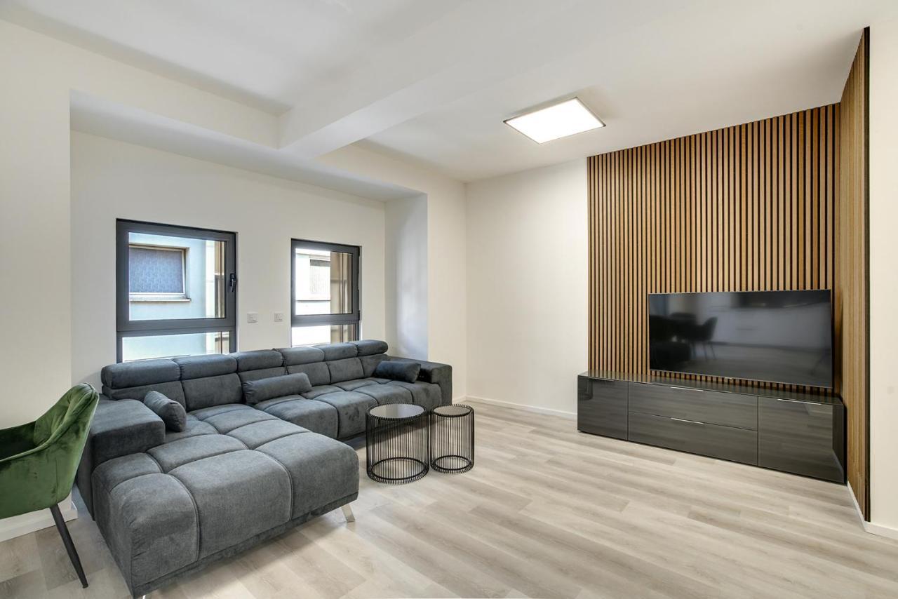 Mont Apartments Дюссельдорф Экстерьер фото